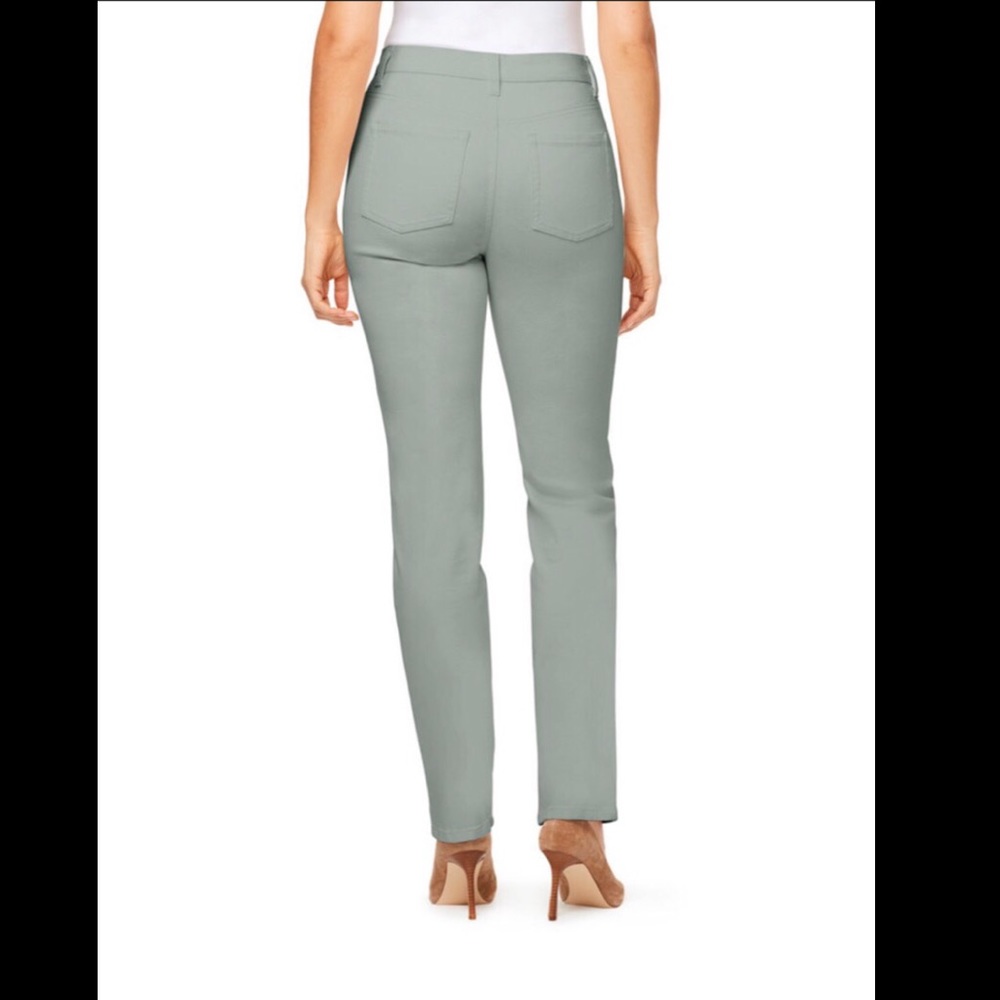 Gloria Vanderbilt Amanda Jeans